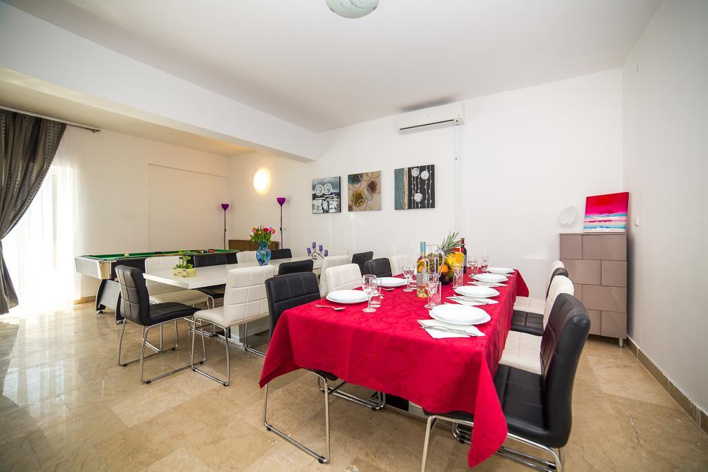 Holiday Home White House Podstrana Esterno foto