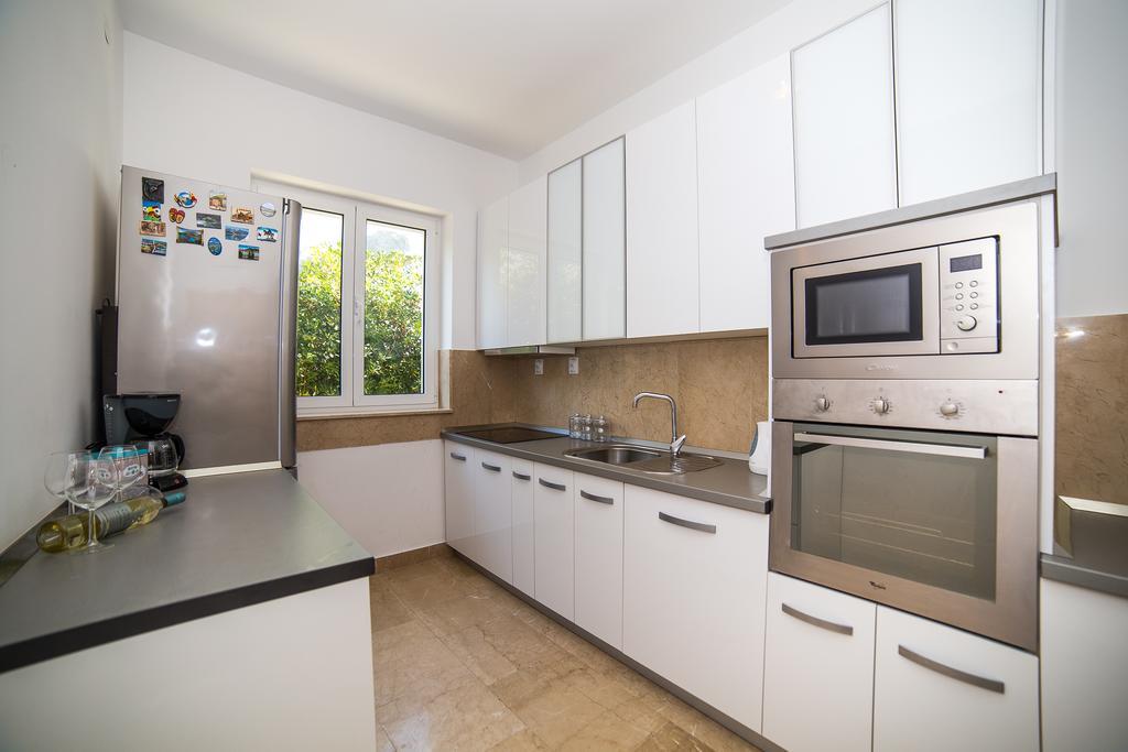 Holiday Home White House Podstrana Esterno foto
