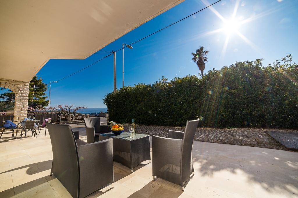 Holiday Home White House Podstrana Esterno foto